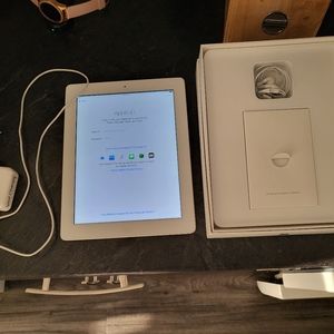 iPad 4 32GB in great condition